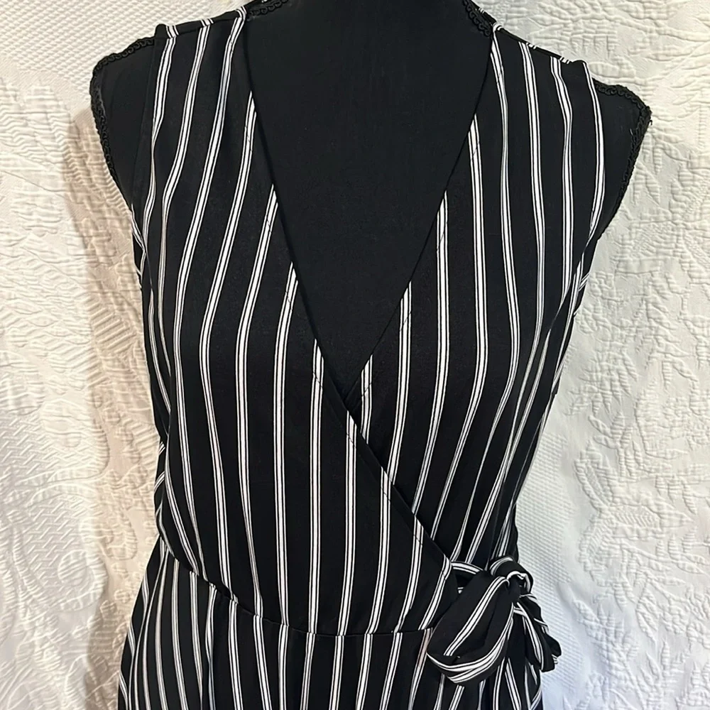 Wrapper maxi dress, size medium‎